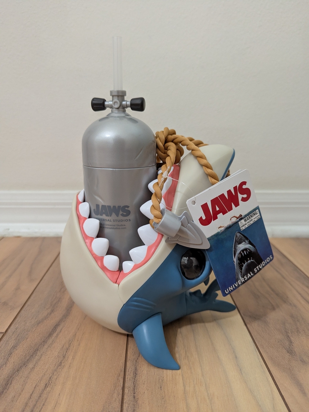 NWT! Universal Studios Exclusive Jaws 50th Anniversary Shark Tank Sipper Cup